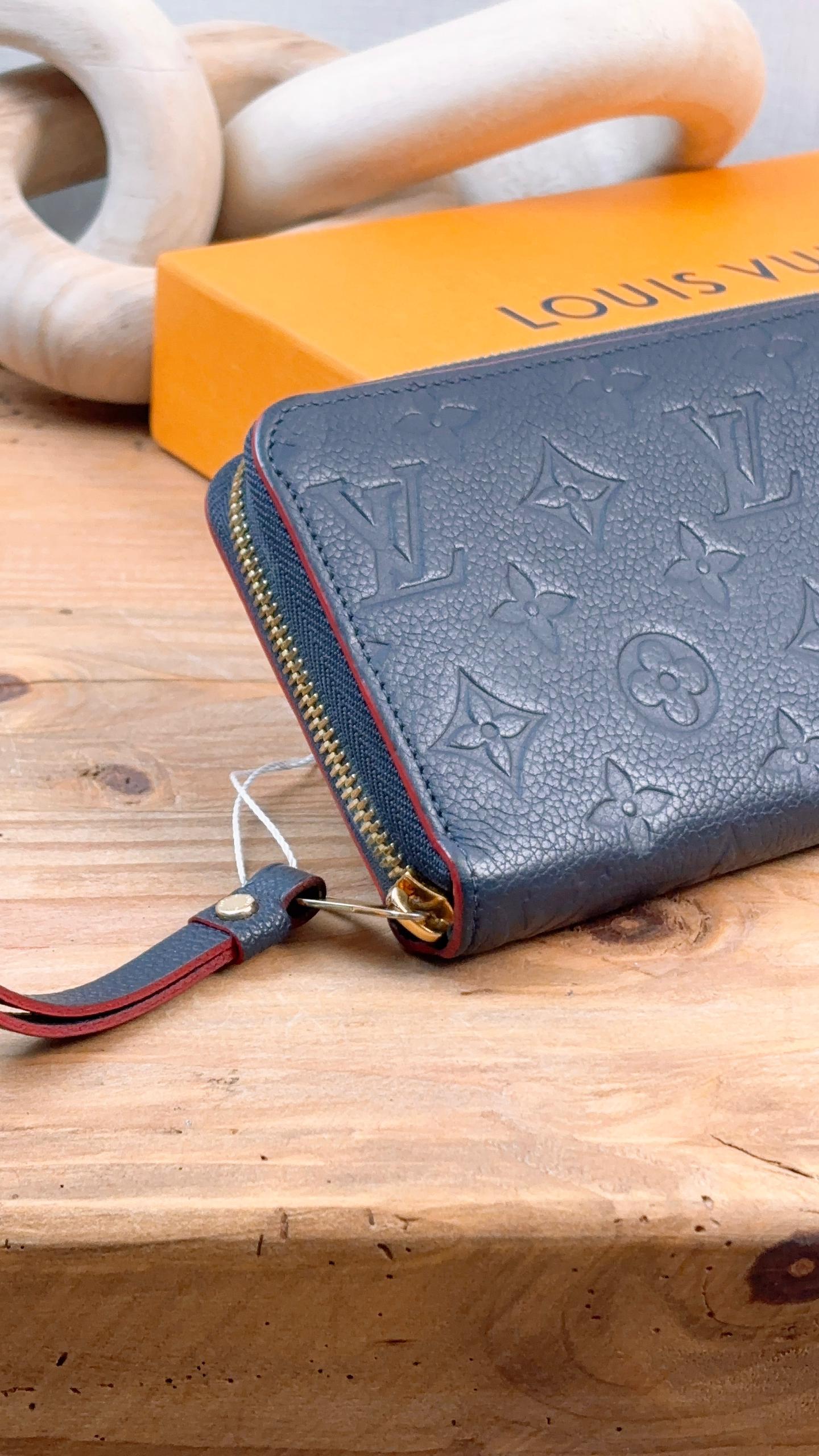 LV Navy Empreinte Zippy Wallet