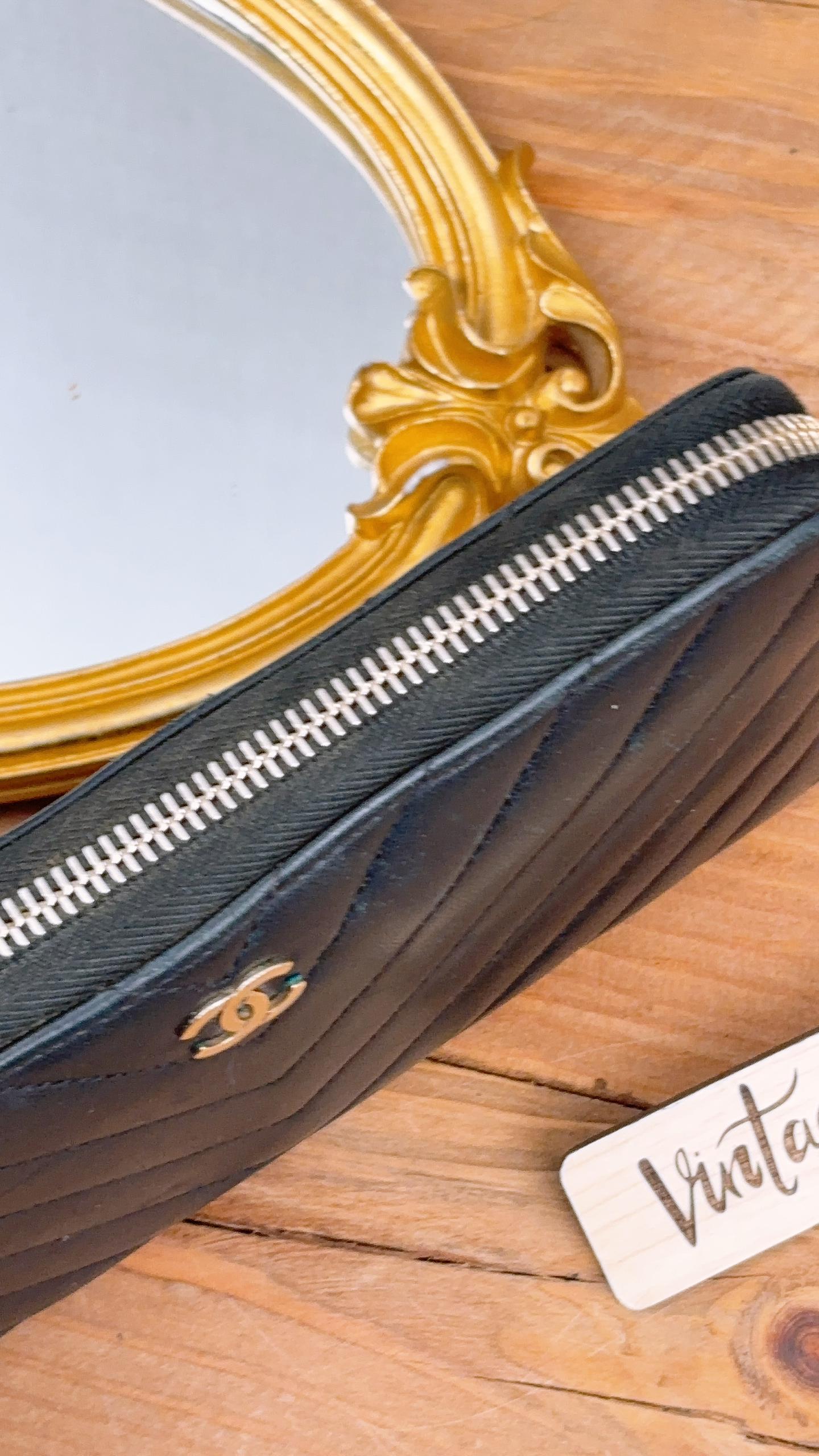 Chanel Black Lambskin Chevron Zippy Wallet (GHW)
