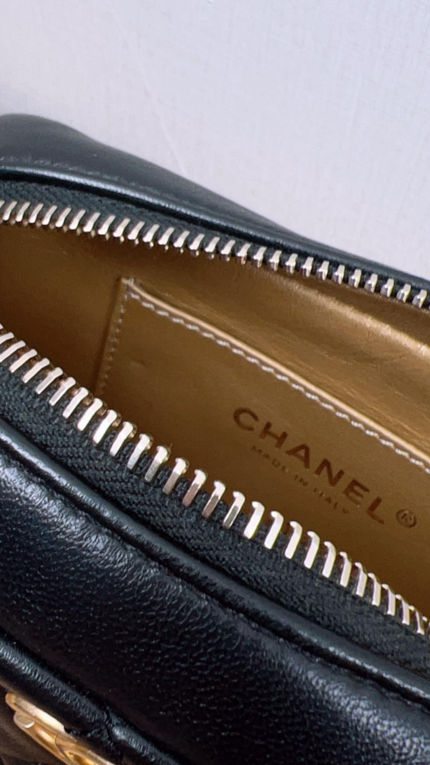 Chanel Black Lambskin Pearl Crush Camera Bag (GHW)