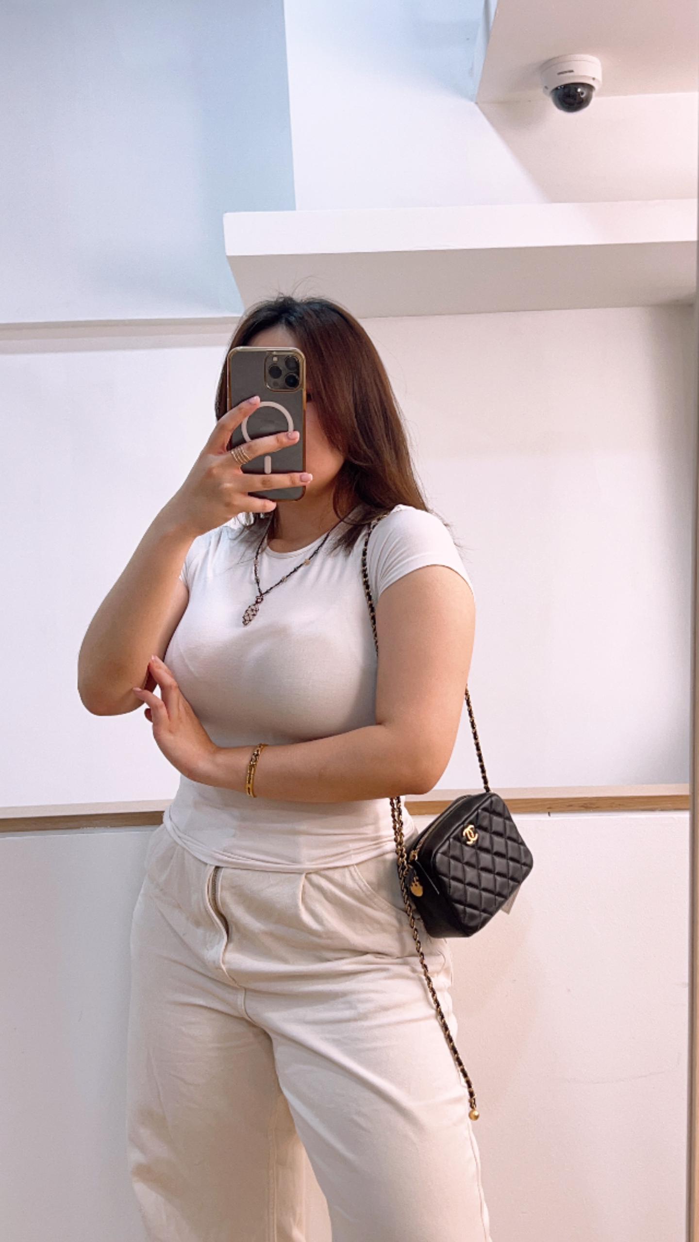 Chanel Black Lambskin Pearl Crush Camera Bag (GHW)