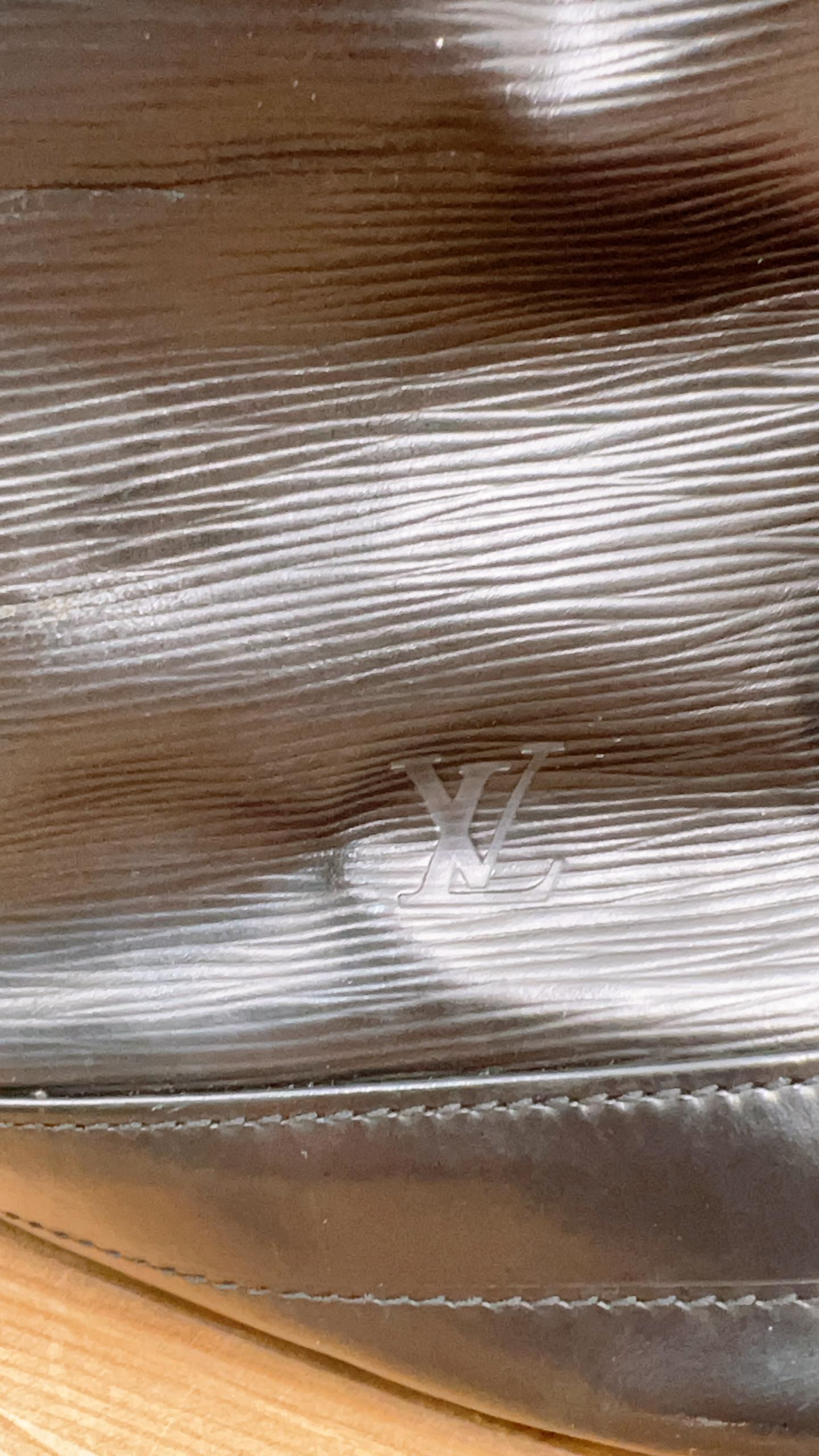 LV Black Epi Petit Noe Bucket Bag