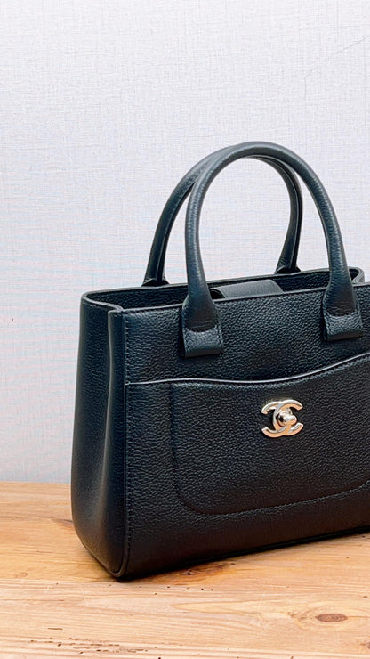 Chanel Black Neo Executive Mini