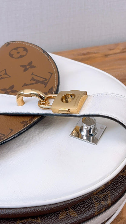 LV Reverse Monogram White Chantilly Lock Bag