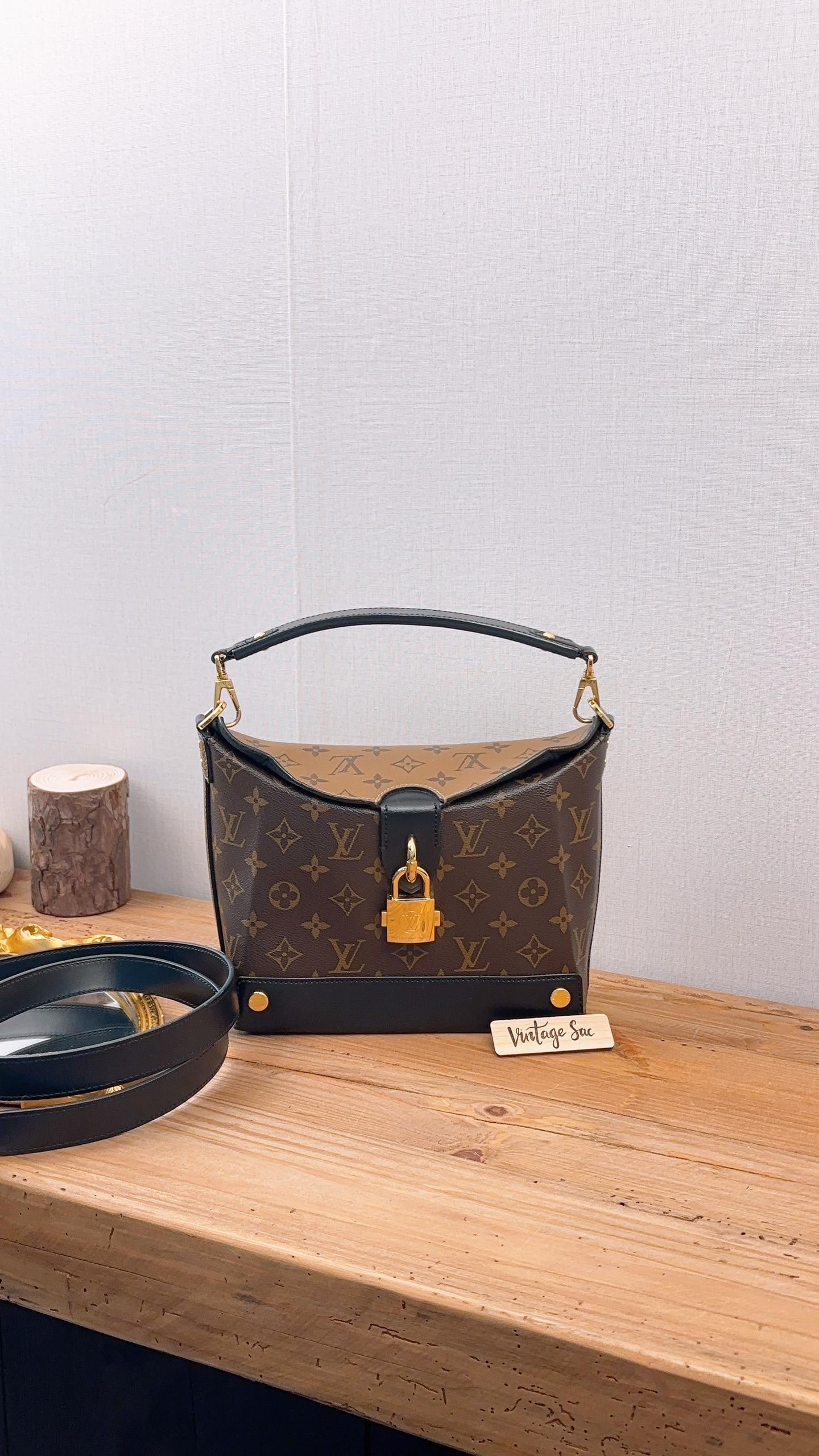 LV Reverse Monogram Bento Box
