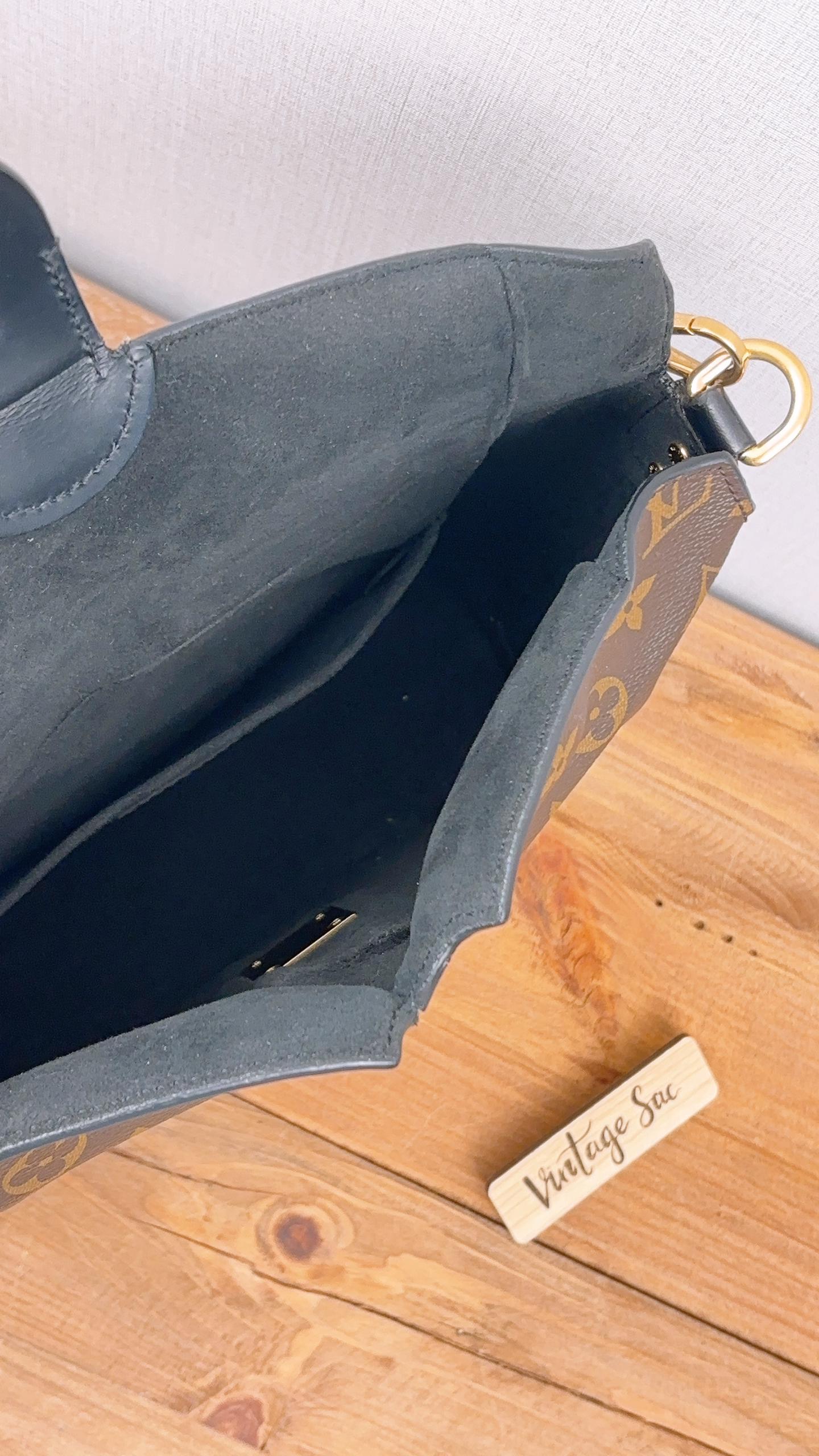 LV Reverse Monogram Bento Box