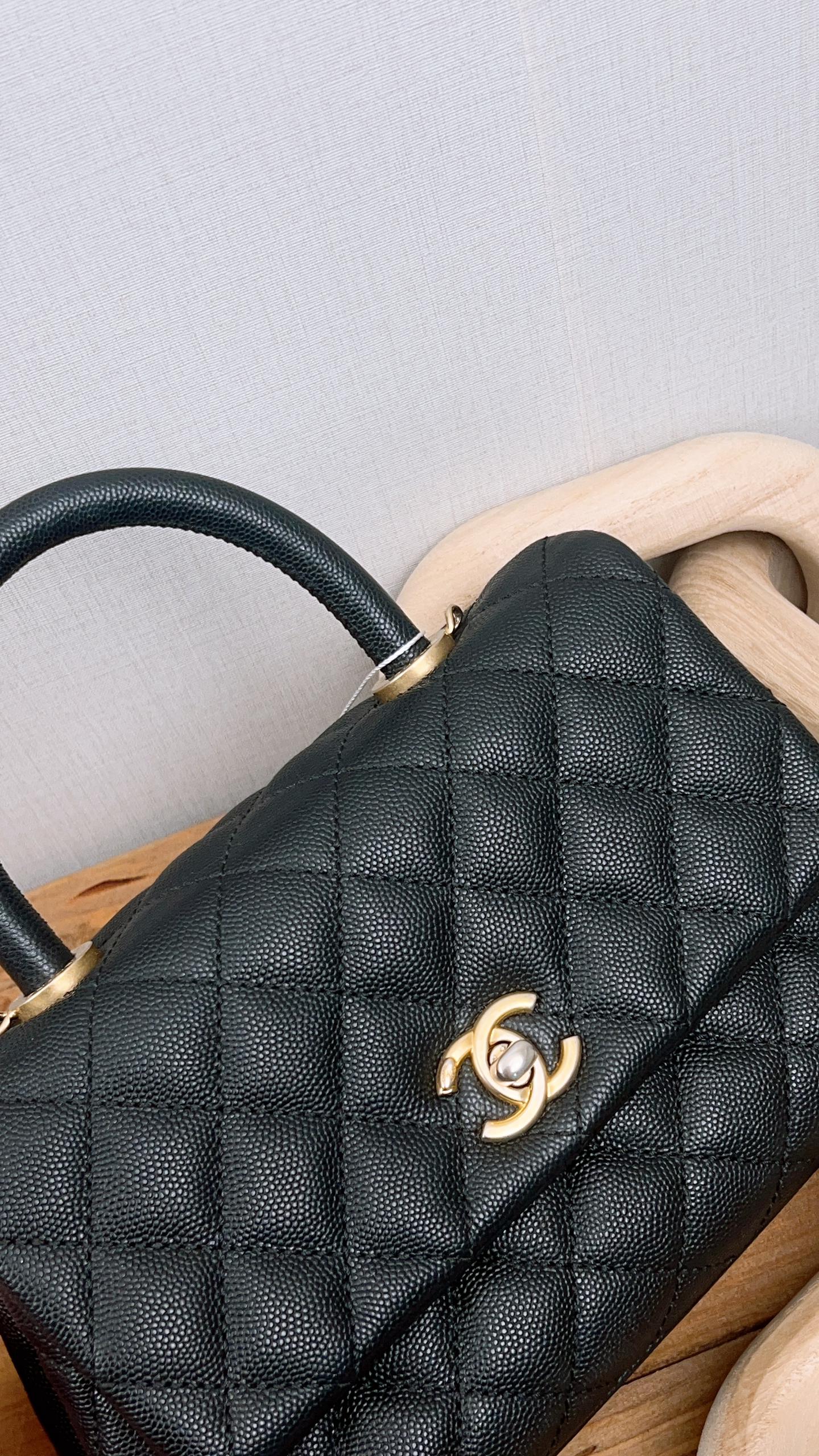 Chanel Black Caviar Small Coco Handle (GHW)