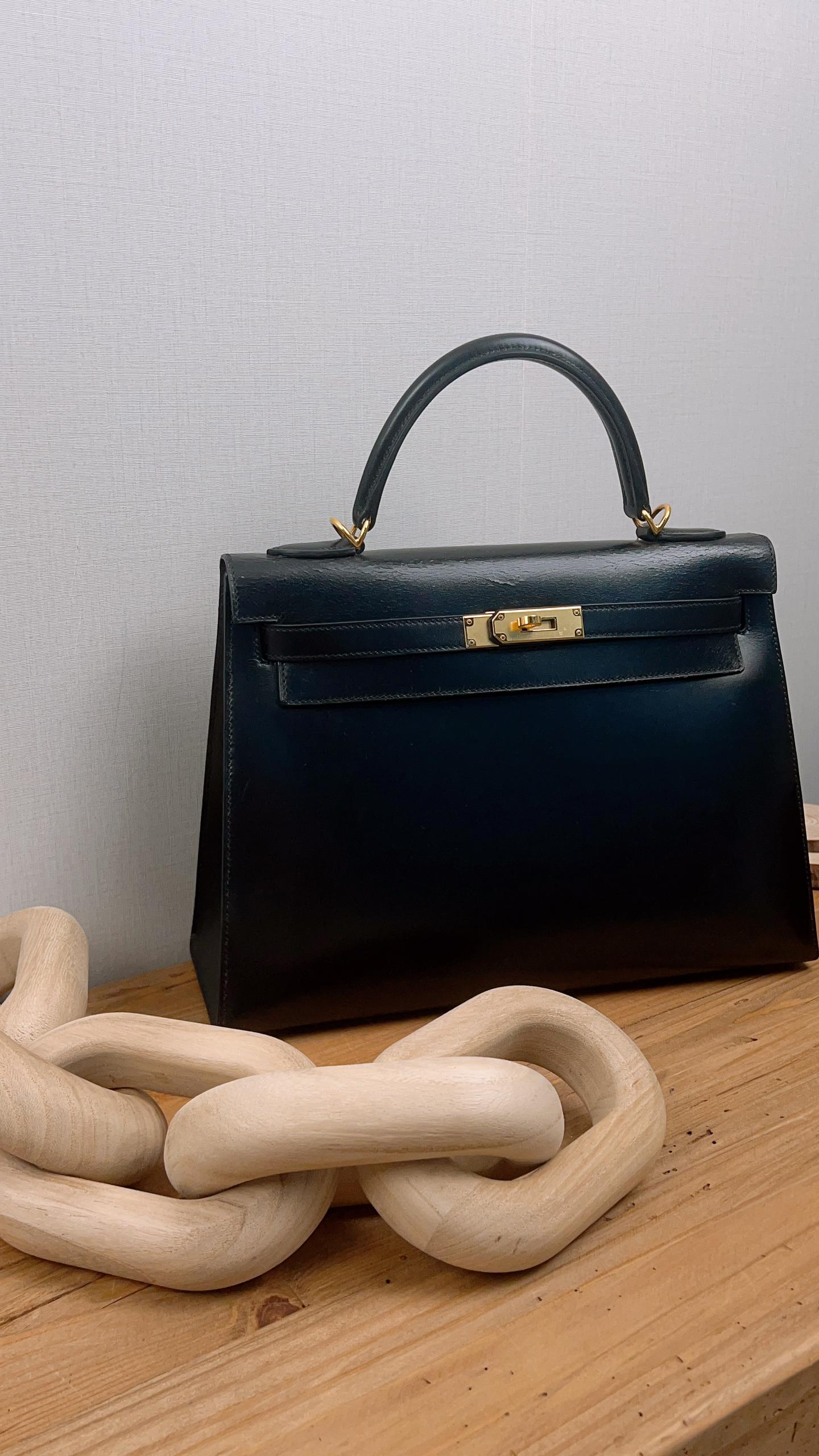 Hermes Noir Box Kelly 32 (GHW)