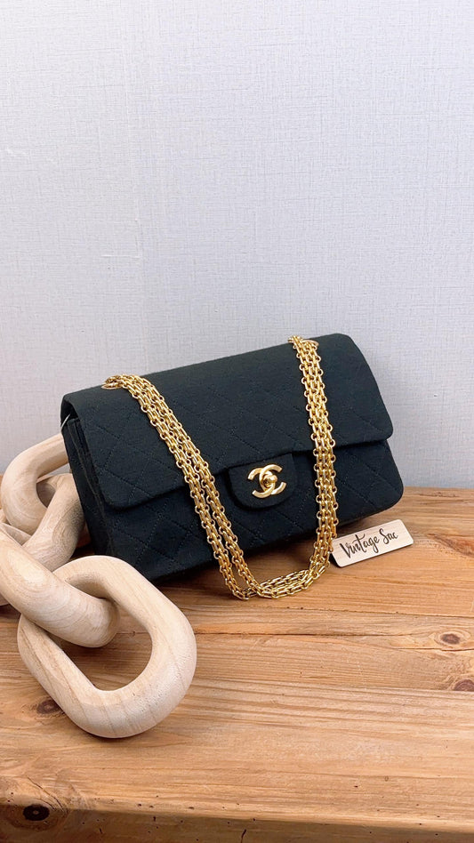 Chanel Black Jersey Vintage Medium CF (GHW)