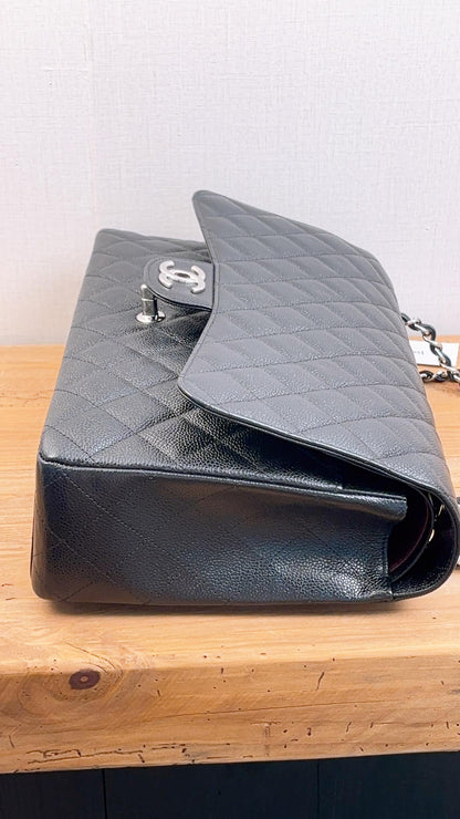 Chanel Black Caviar Maxi CF (SHW)