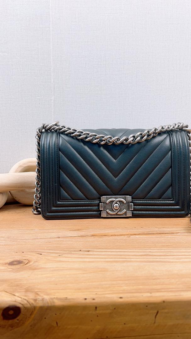 Chanel Black Calfskin Chevron Old Medium Boy (RHW)