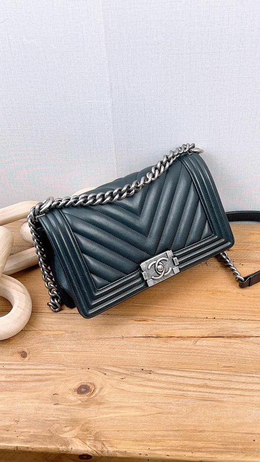 Chanel Black Calfskin Chevron Old Medium Boy (RHW)