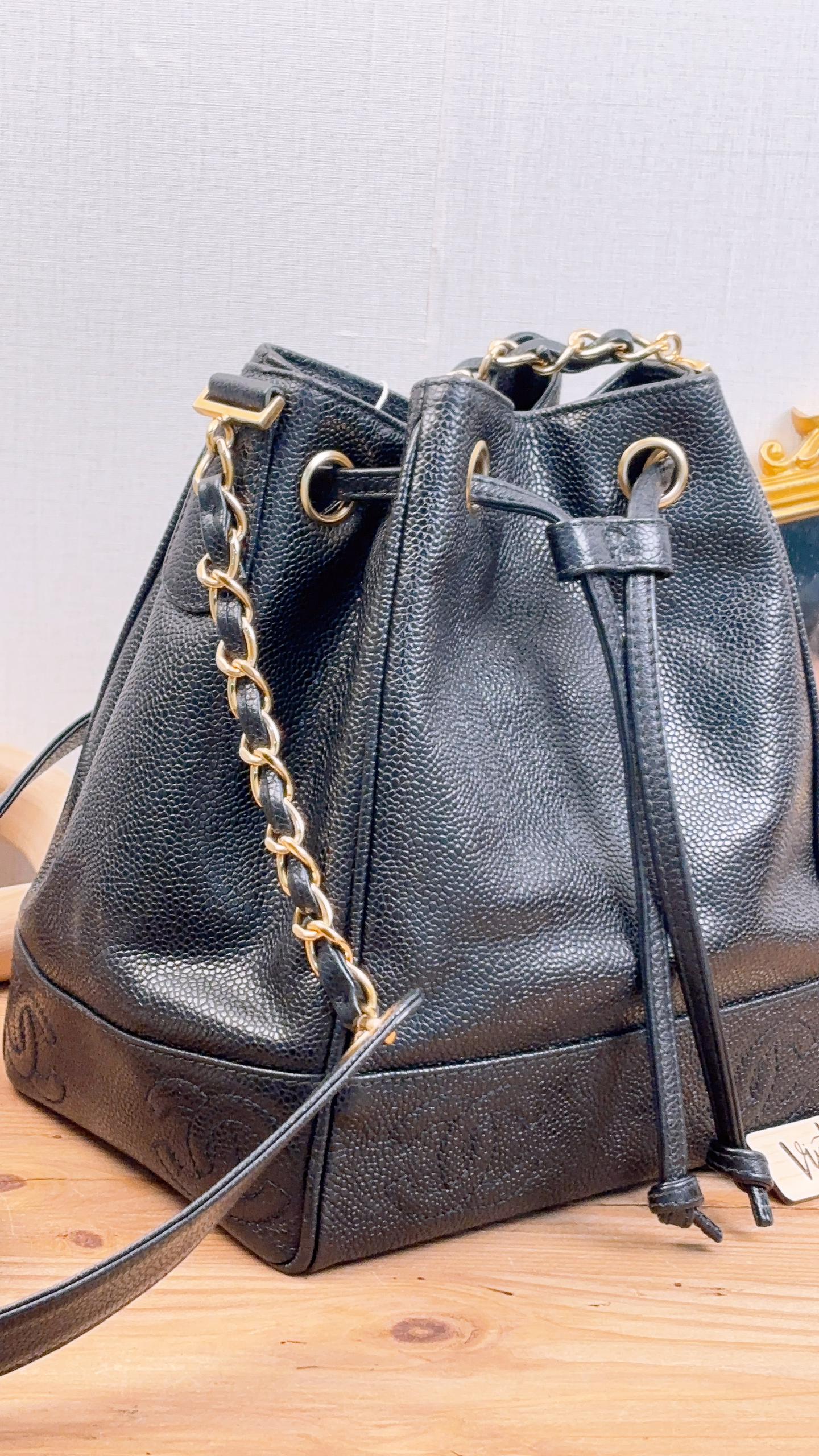 Chanel Black Caviar Vintage Drawstring Small Bucket Bag (GHW)