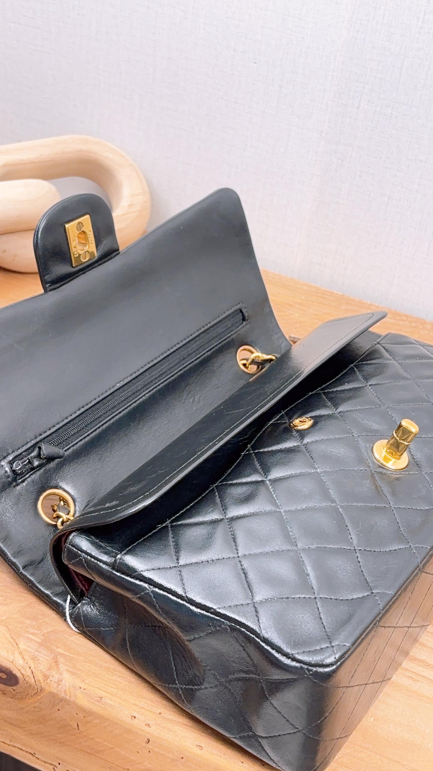 Chanel Black Lambskin Vintage Medium CF (GHW)
