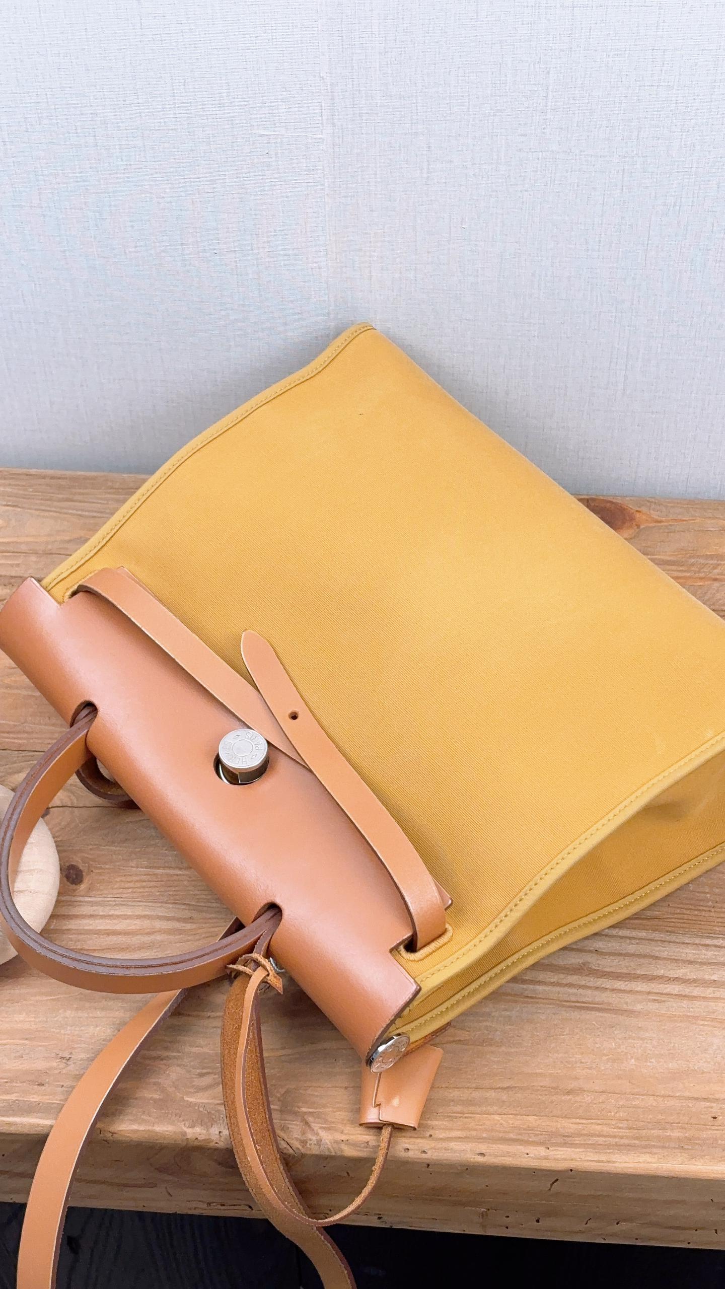 Hermes Mustard x Naturel Herbag 31 (PHW)