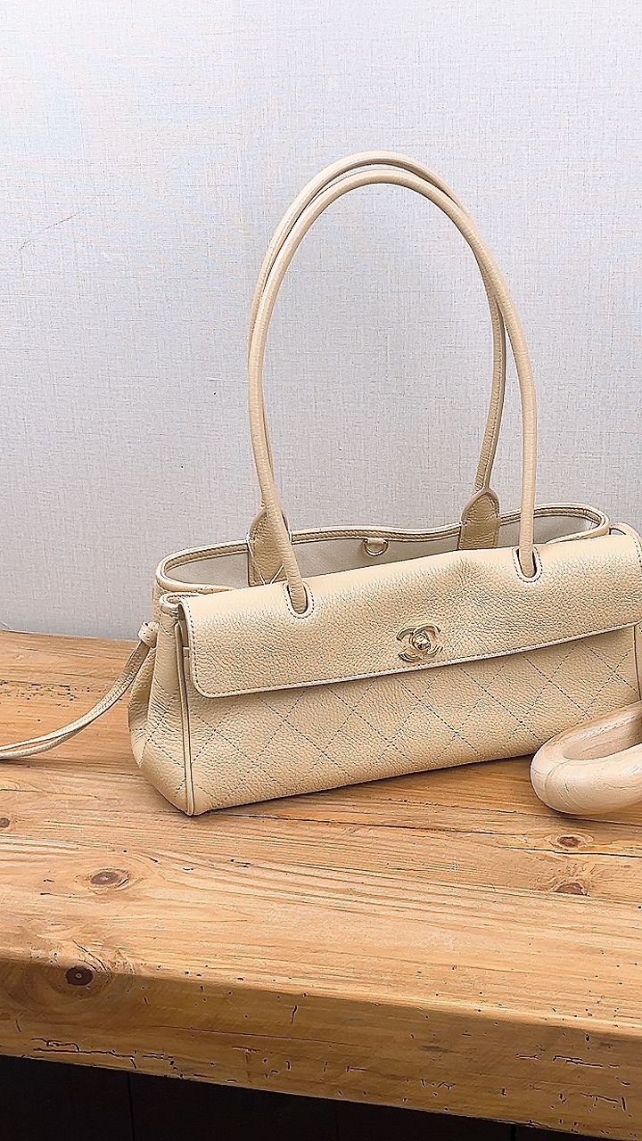 Chanel Beige Caviar 26s Small Shopping Tote (GHW)