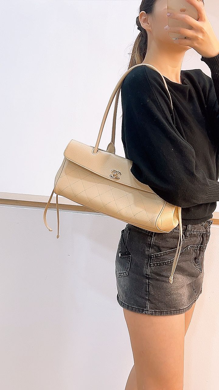 Chanel Beige Caviar 26s Small Shopping Tote (GHW)