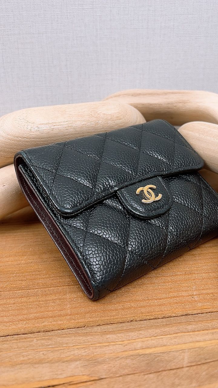 Chanel Black Caviar Compact Wallet (GHW)
