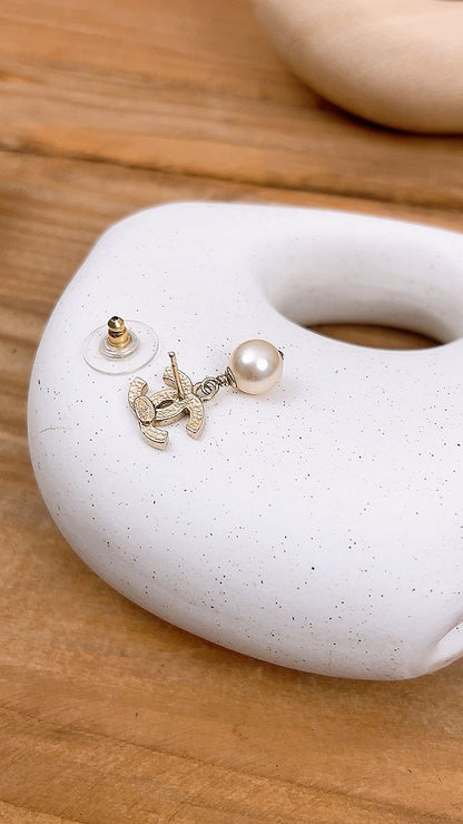 Chanel Gold CC x Pearl Earrings