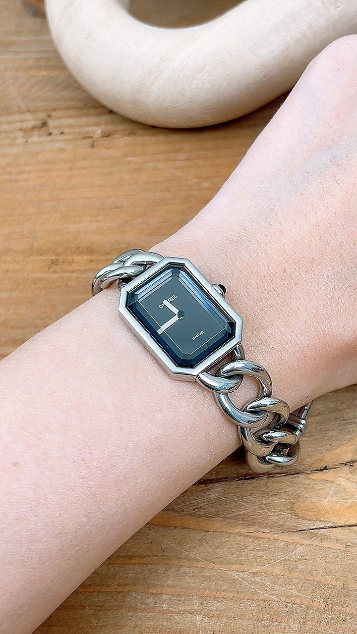 Chanel Silver Premiere Watch Size S