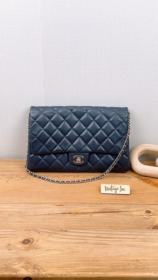 Chanel Navy Caviar Clutch On Chain (SHW)