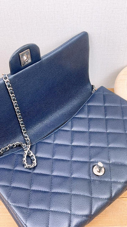 Chanel Navy Caviar Clutch On Chain (SHW)