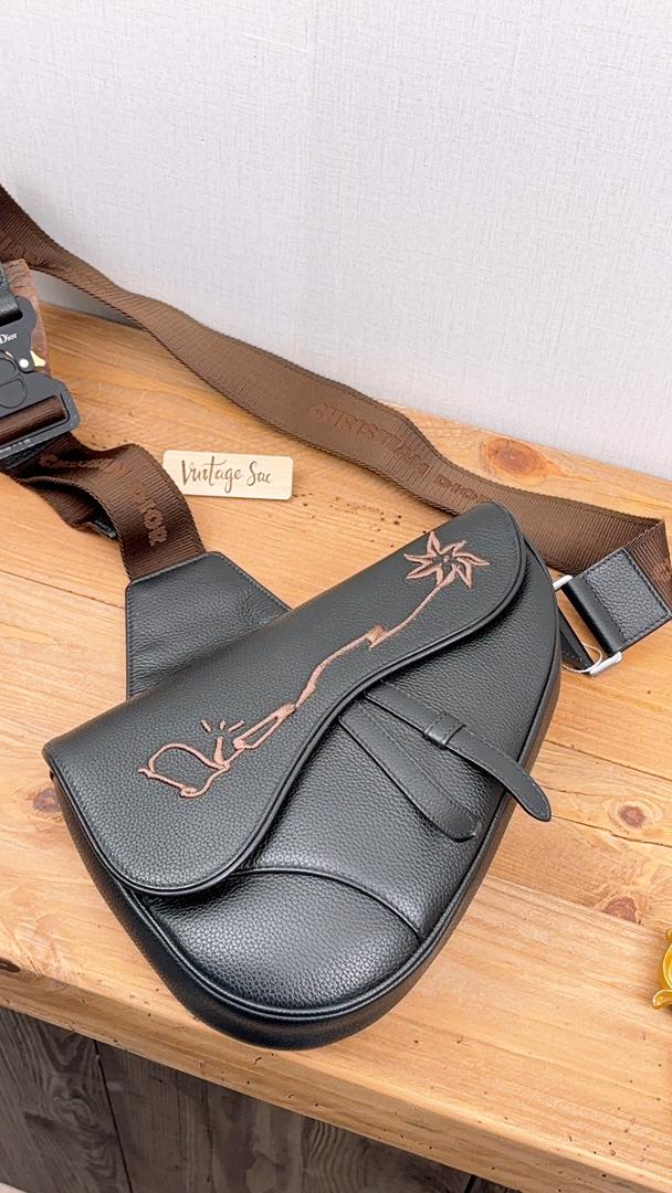 Dior Black Calfskin Cactus Jack Saddle Bag