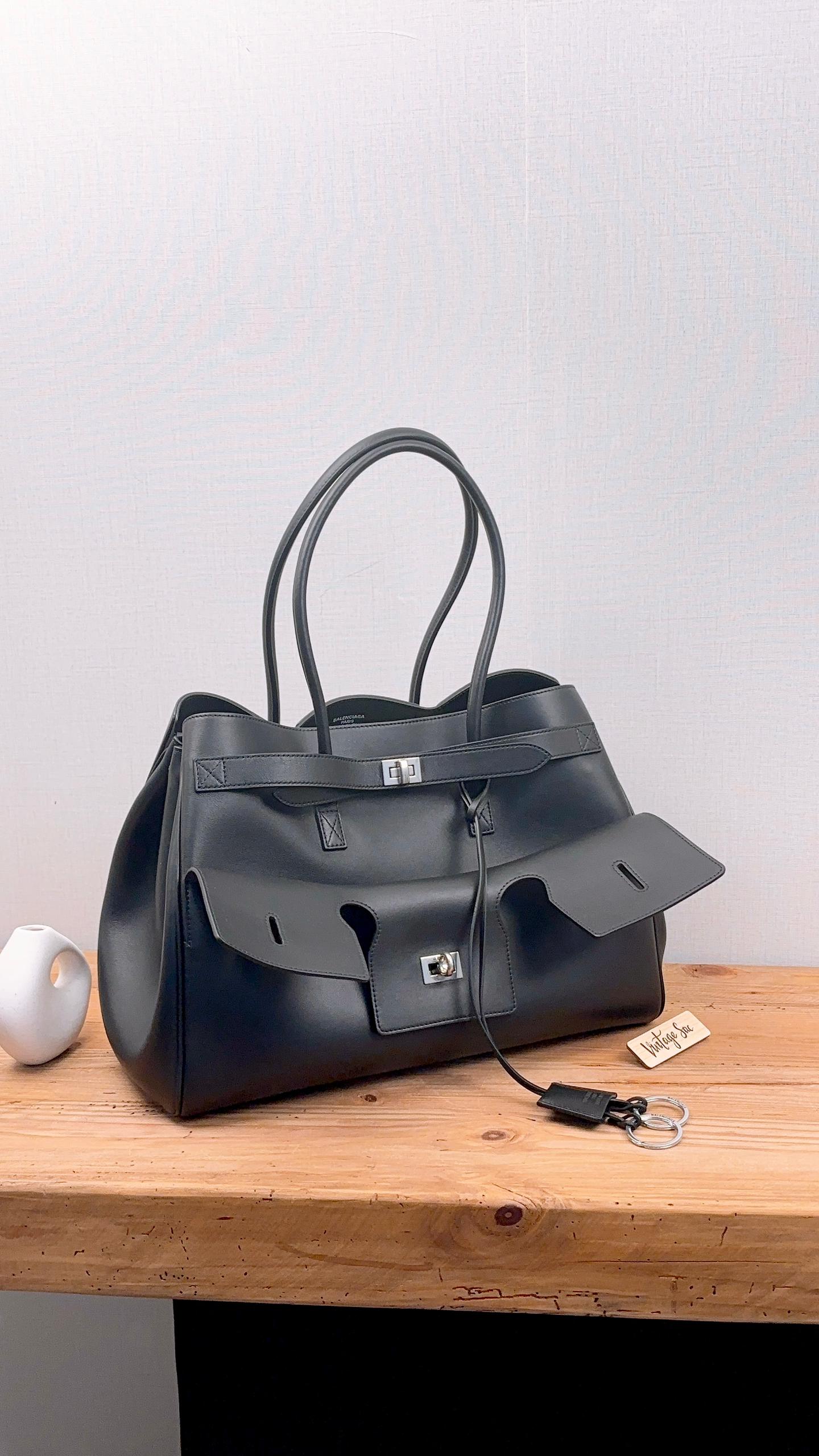 Balenciaga Black Medium Bel Air CarryAll Tote (SHW)