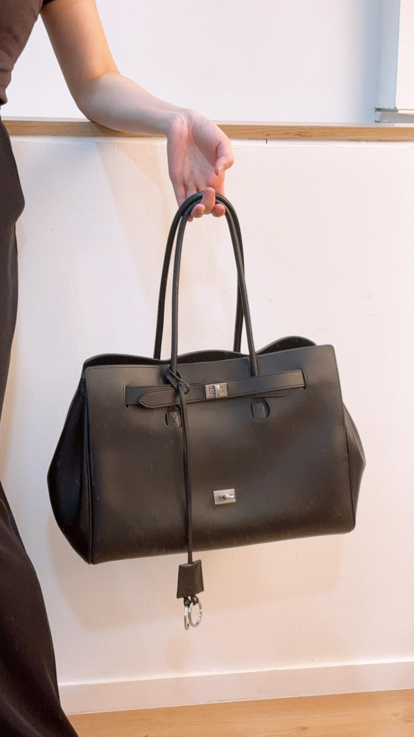 Balenciaga Black Medium Bel Air CarryAll Tote (SHW)