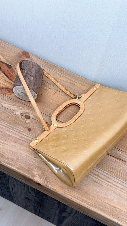 LV Noisette Vernis Roxbury Drive Bag