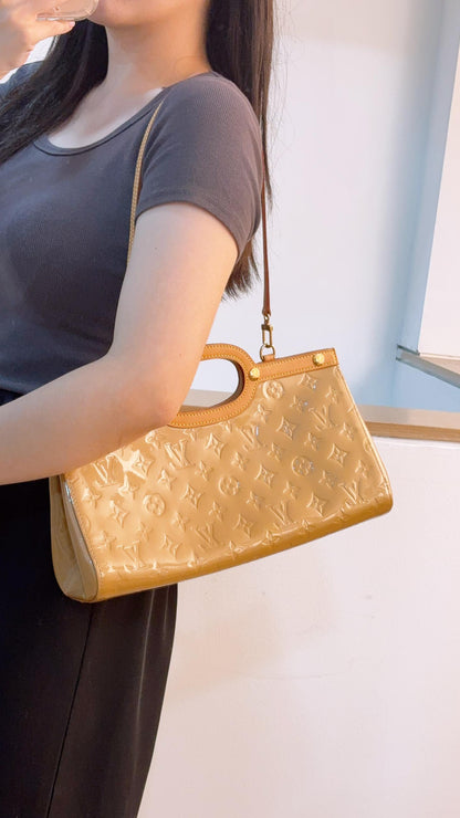 LV Noisette Vernis Roxbury Drive Bag