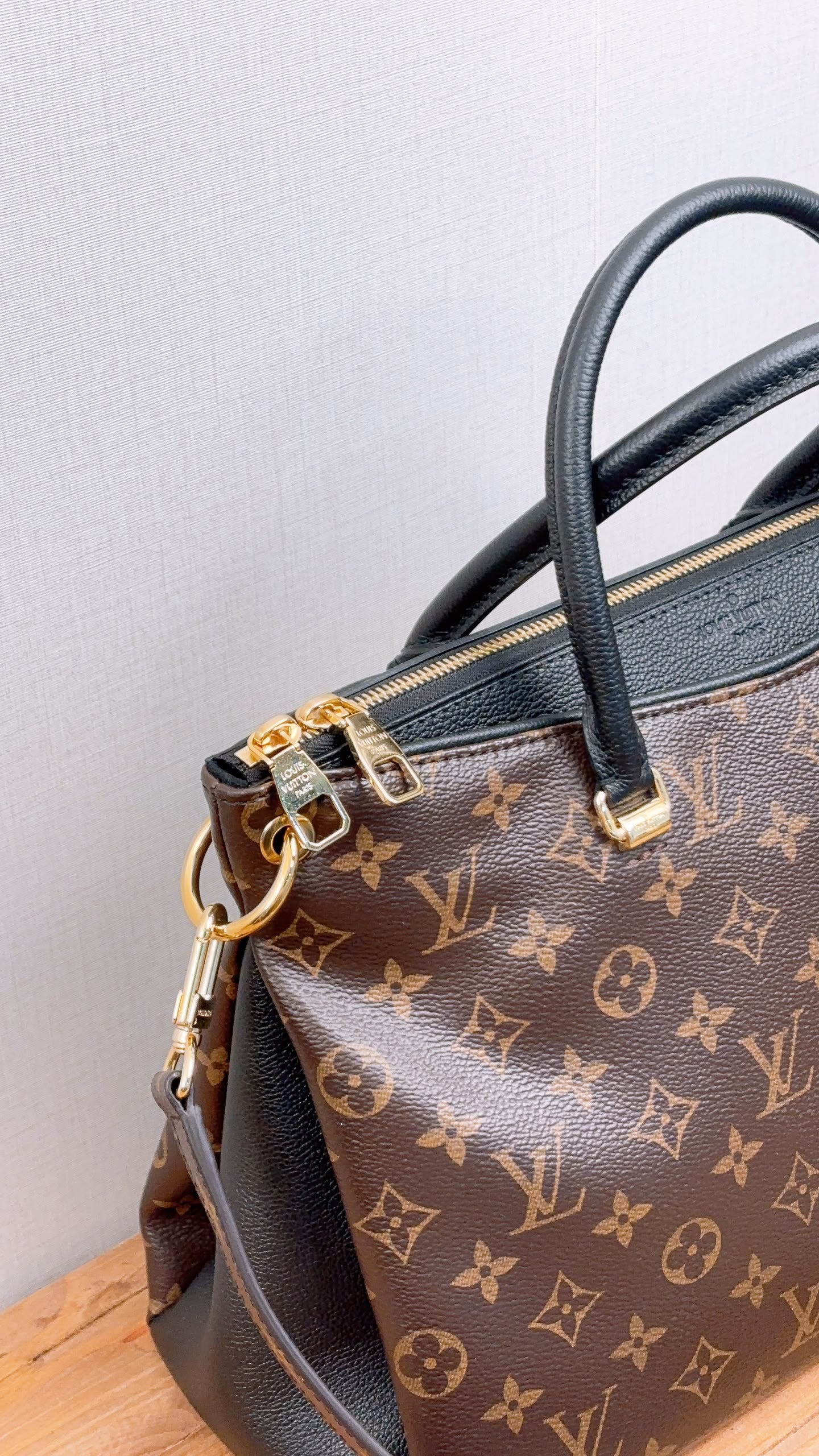 LV Monogram Pallas MM Tote