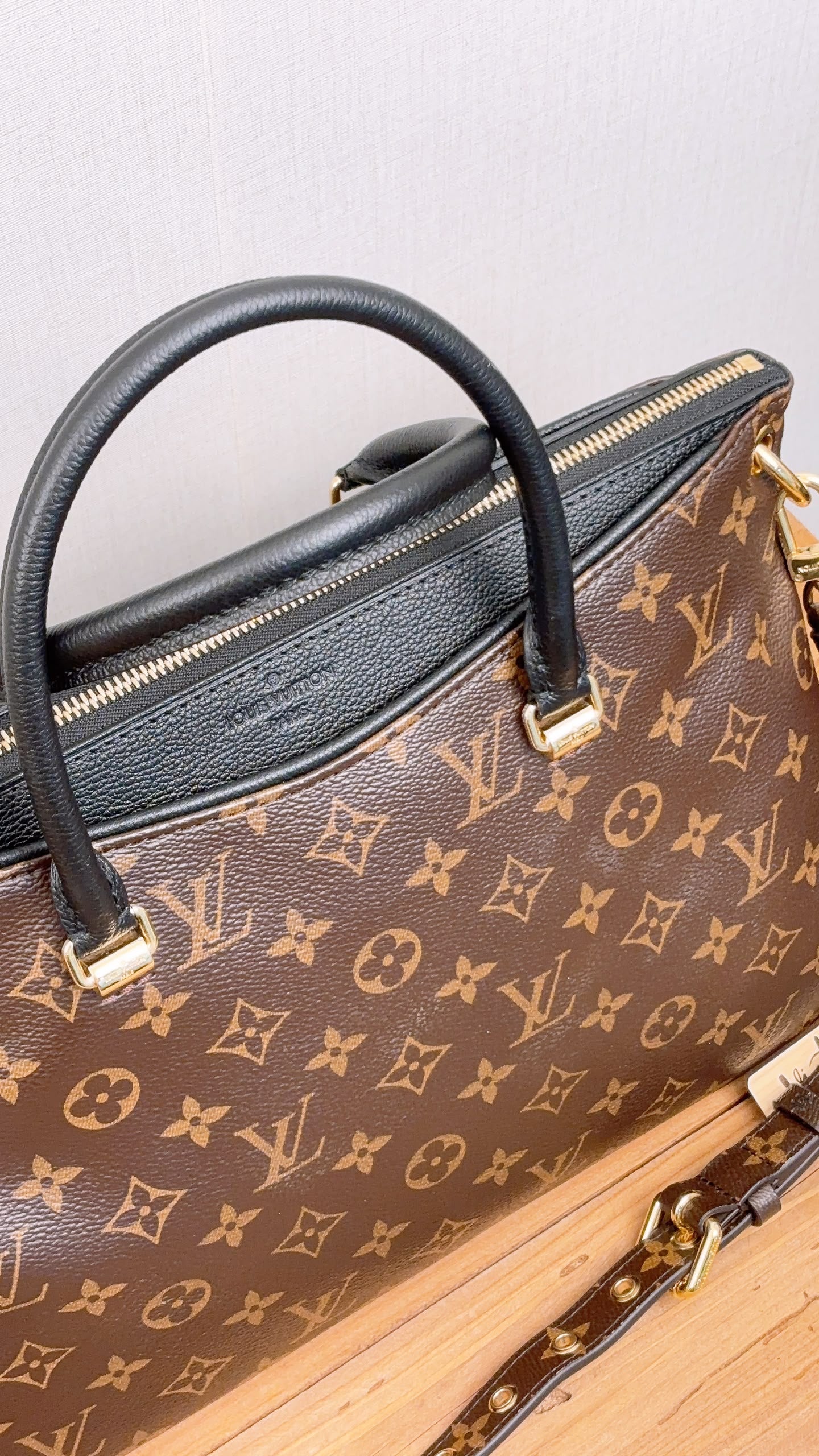LV Monogram Pallas MM Tote