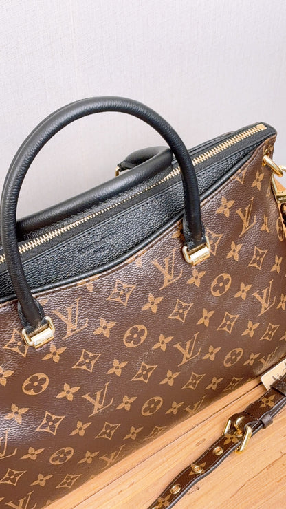 LV Monogram Pallas MM Tote