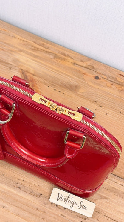 LV Red Vernis Alma BB