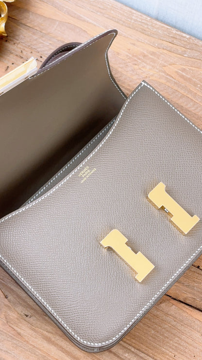Hermes Etoupe Mini Constance (GHW)