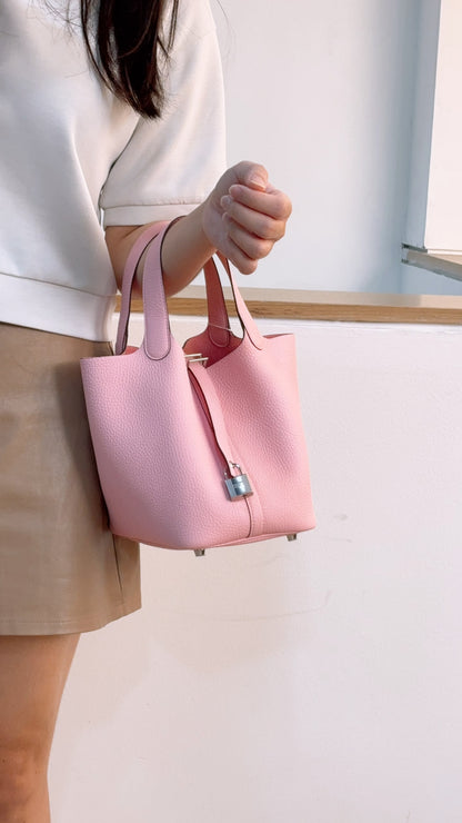 Hermes Rose Sakura Picotin 18 (PHW)