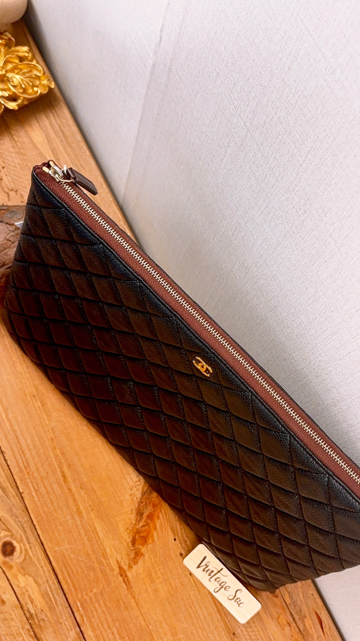 Chanel Black Caviar Large Ocase (GHW)