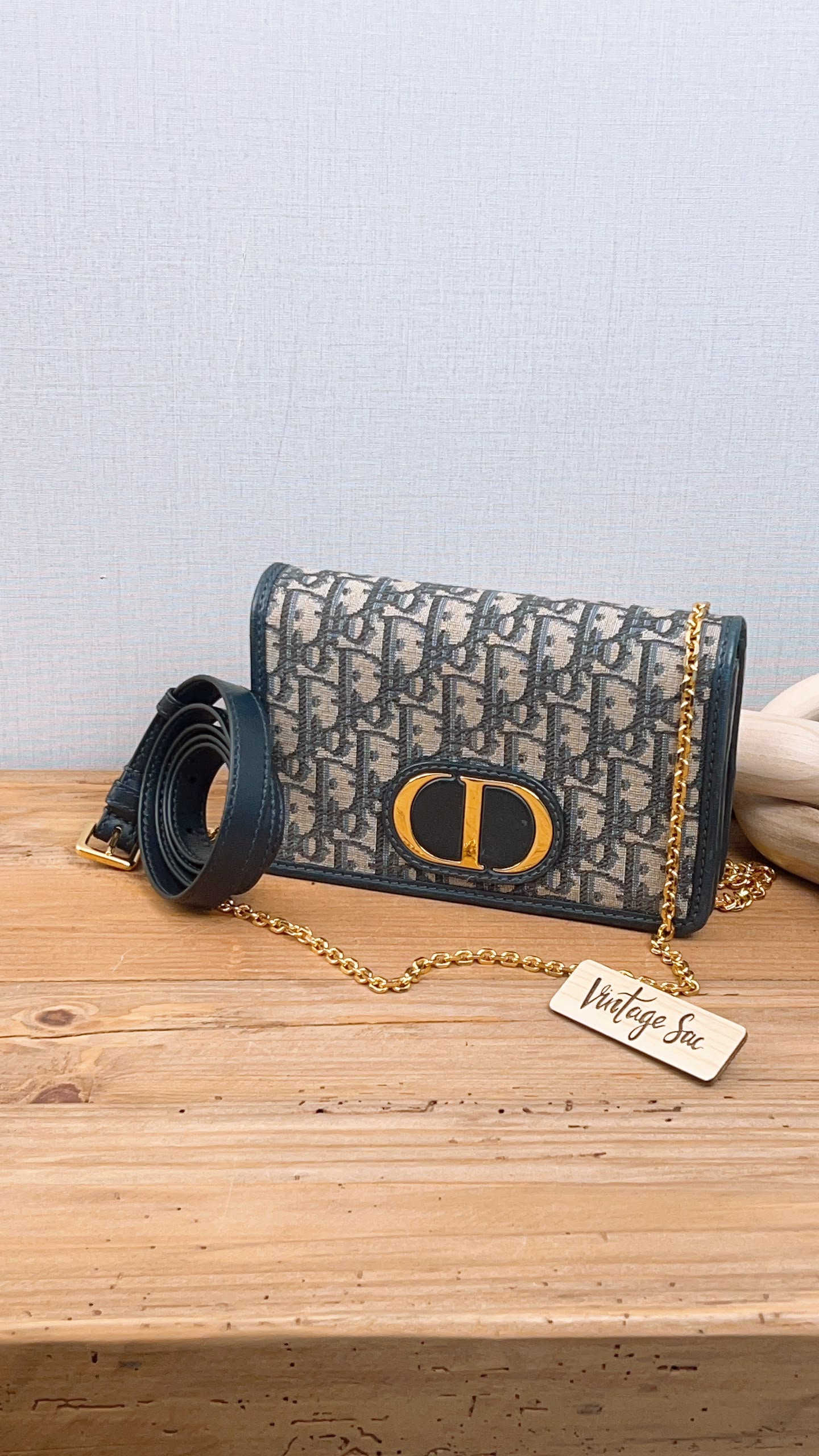 Dior Navy Oblique Montaigne 30 2-in-1 Pouch