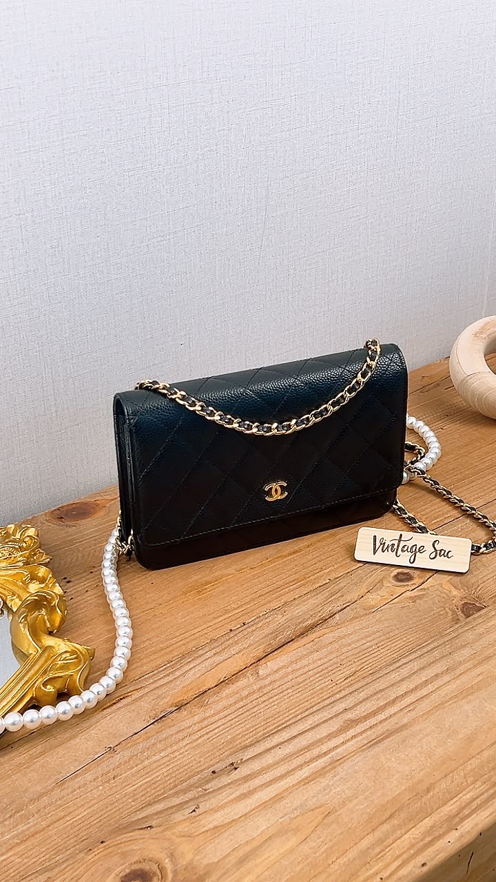 Chanel Black Caviar Classic WOC (GHW)