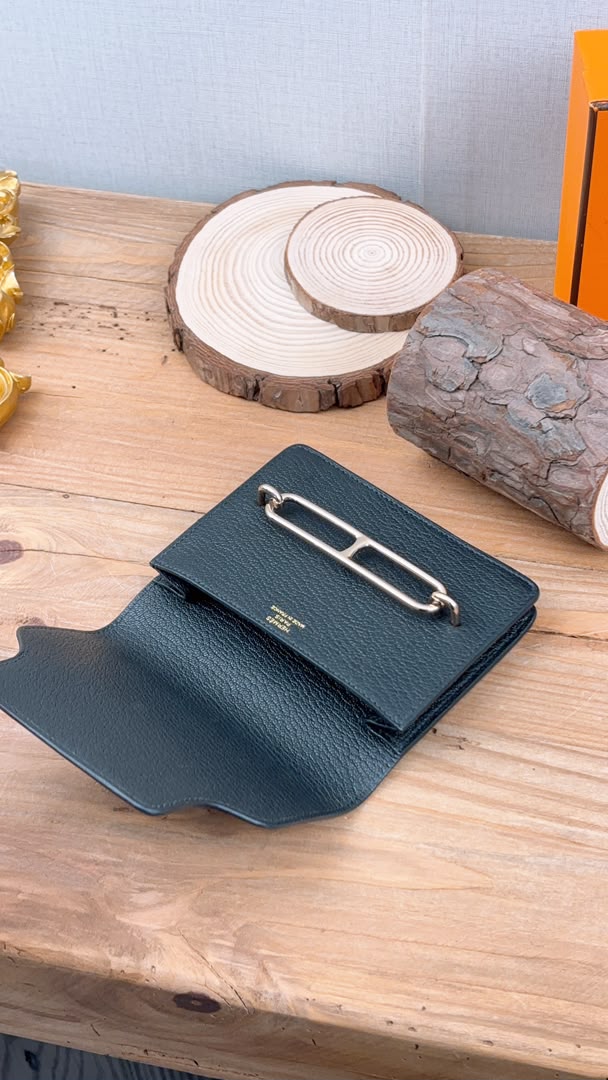 Hermes Noir Roulis Slim Compact Wallet (GHW)