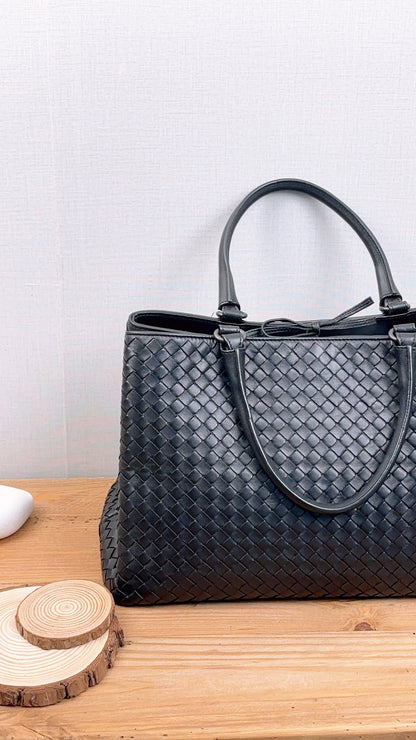 Bottega Veneta Black Intrecciato Milano Tote