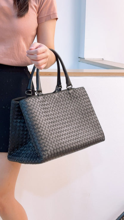 Bottega Veneta Black Intrecciato Milano Tote