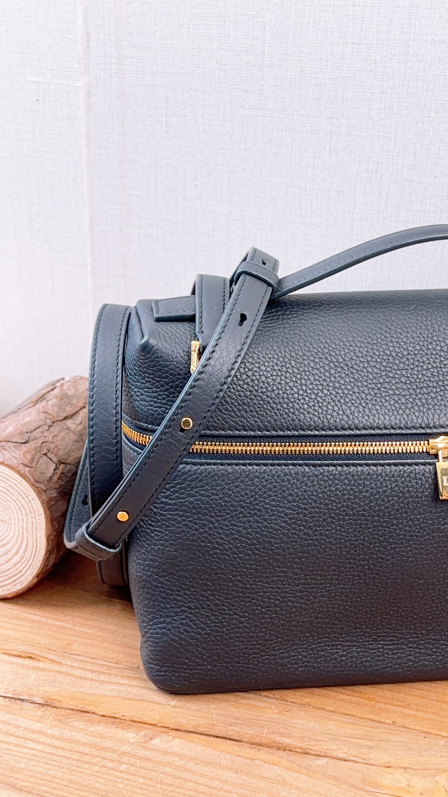 Loro Piana Navy Blue Grained Calfskin Extra Pocket L27 (GHW)