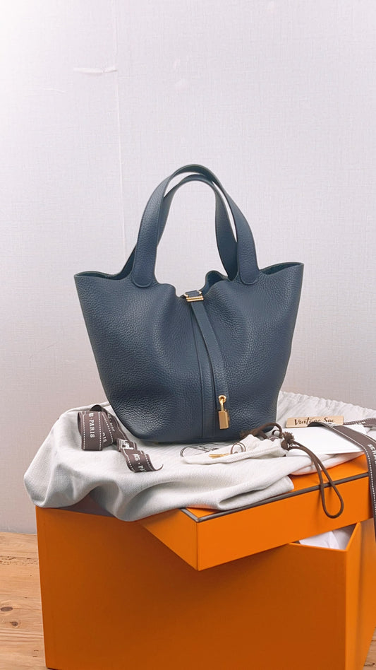 Hermes Bleu Nuit Picotin 22 (GHW)