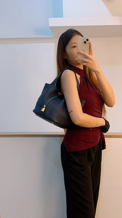 Hermes Bleu Nuit Picotin 22 (GHW)