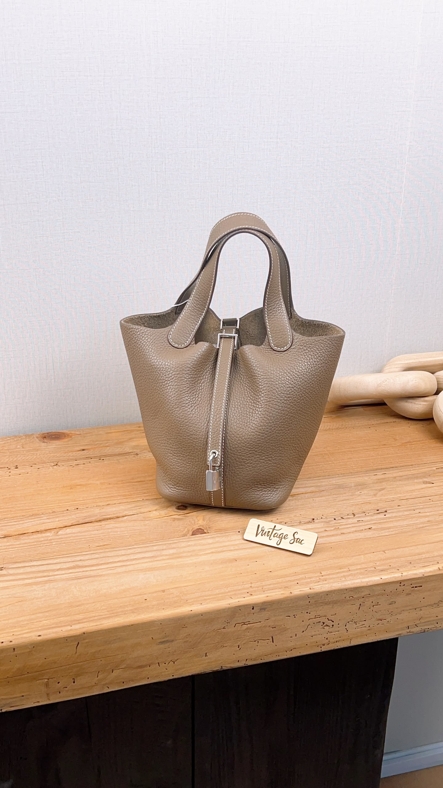 Hermes Etoupe Picotin 18 (PHW)