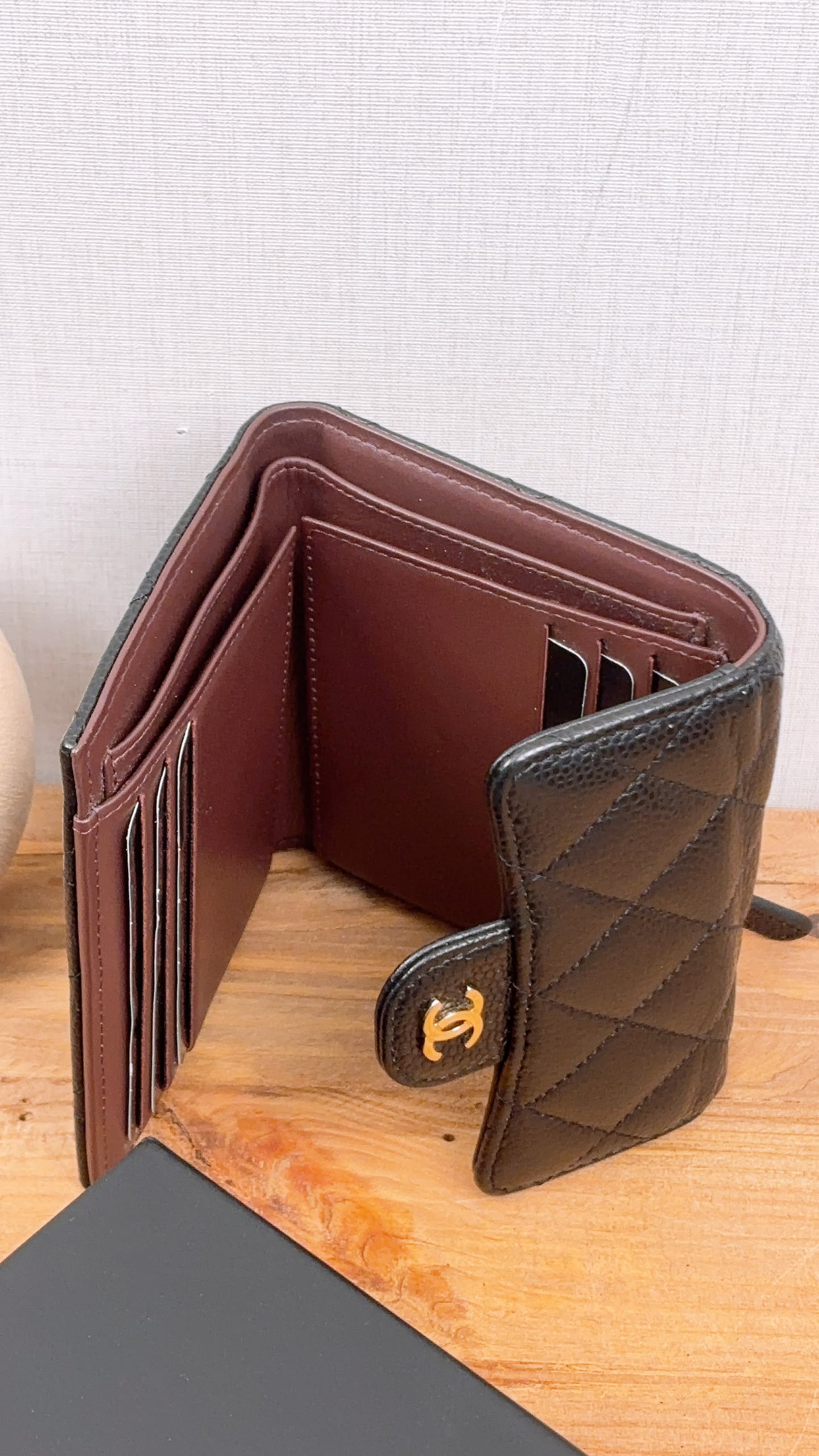 Black Caviar Classic Small Flap Wallet (LGHW)