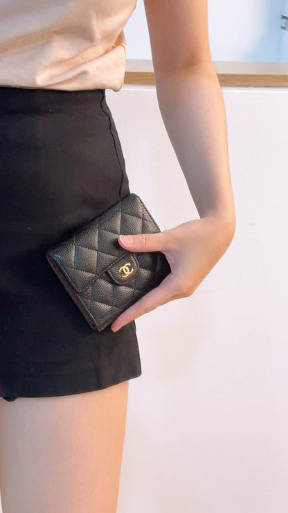 Black Caviar Classic Small Flap Wallet (LGHW)