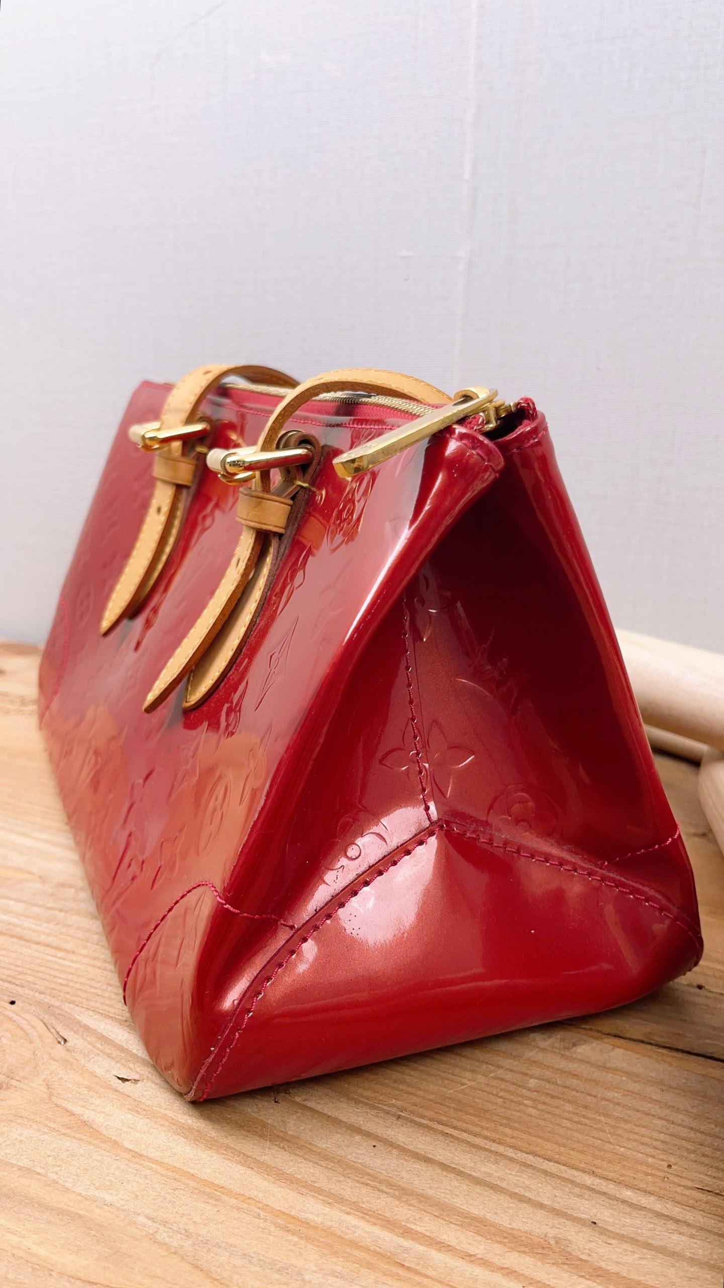 LV Red Vernis Rosewood Avenue Bag