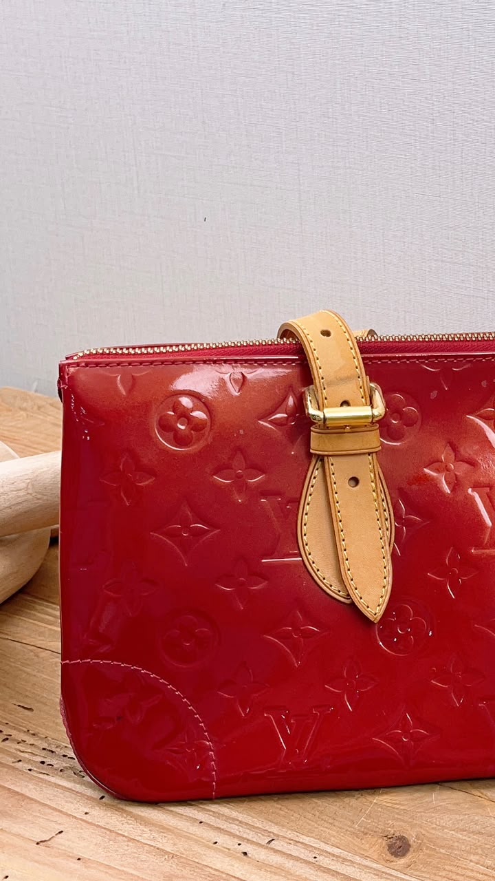LV Red Vernis Rosewood Avenue Bag